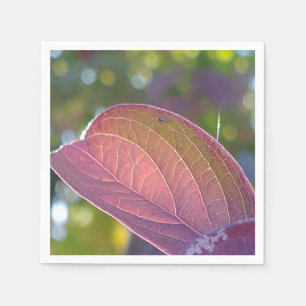 Serviette En Papier Feuilles Rouges Et Bokeh