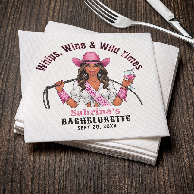 Serviette En Papier Fille de cowboy enterrement de vie de jeune fille  (Cowgirl Bachelorette Party Whips Wine & Wild Times Napkins
)