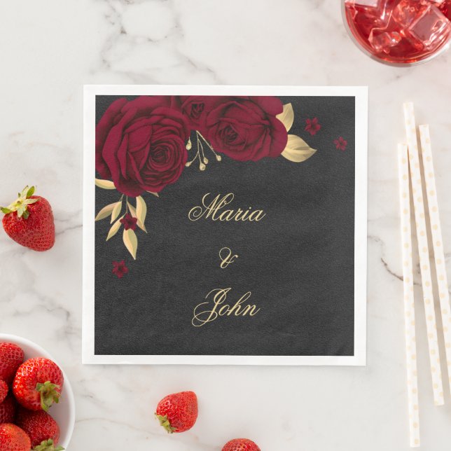Serviette En Papier fleurs bordeaux or feuille noir (En situation)