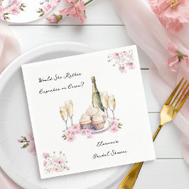 Serviette En Papier Gâteaux individuels ou fête prénuptiale avec du ch