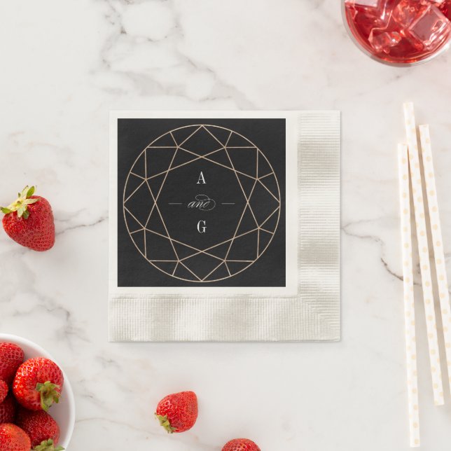 Serviette En Papier Gem diamant rond Géométrique Monogramme Chic Maria (En situation)