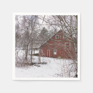 Serviette En Papier Grange Rouge Dans La Neige