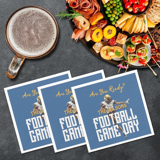 Serviette En Papier Jeu sur le joueur de football sur le bleu (Game on football player on blue cocktail napkins)