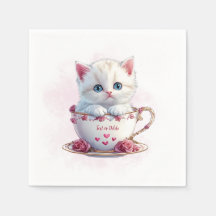 Kitten en Coupe Fleurs roses serviettes
