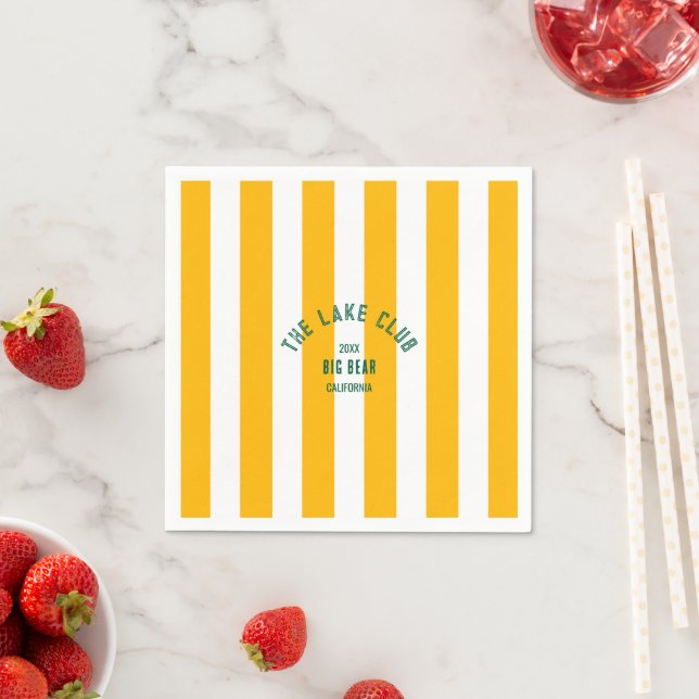 Serviette En Papier Le Lake Club Custom Crest Yellow Nautical Stripe (En situation)