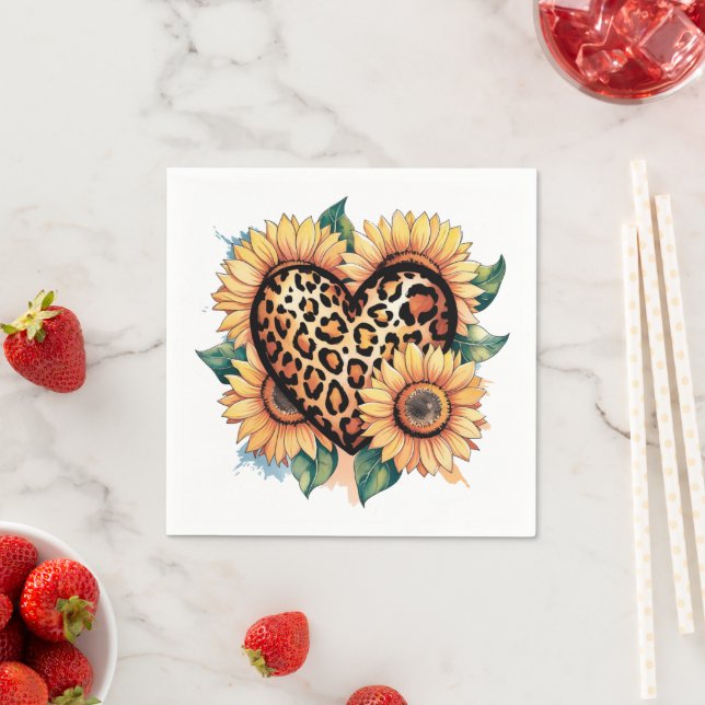 Serviette En Papier Leopard Heart Floral (En situation)