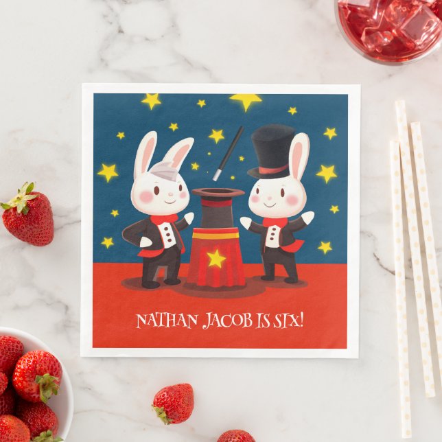 Serviette En Papier Magiciens de lapins mignons sur scène Anniversaire (En situation)