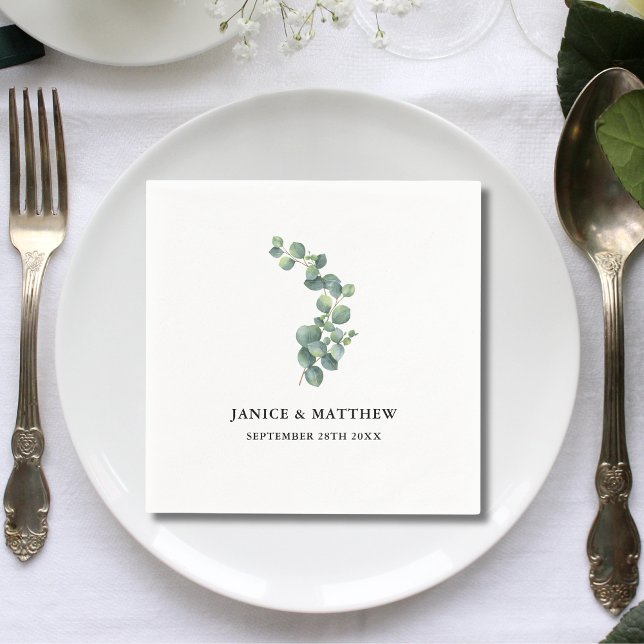 Serviette En Papier Mariage Botanique Rustique au Eucalyptus (Rustic eucalyptus greenery napkins add natural charm and a personal touch to your wedding tables.)