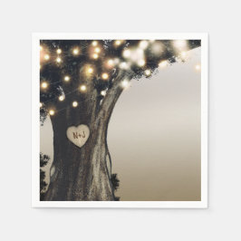 Serviette En Papier Mariage de grange moderne avec arbre et lumières d