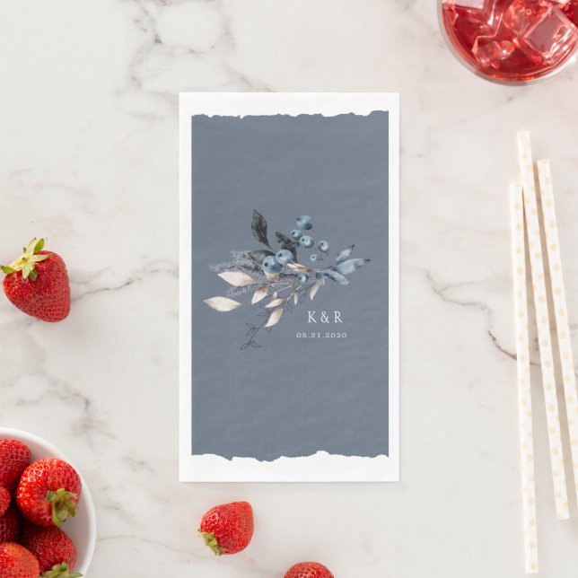 Serviette En Papier Mariage de monogramme floral hivernal givré (En situation)
