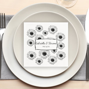 Serviette En Papier Mariage de tournesols éparpillés noir et blanc