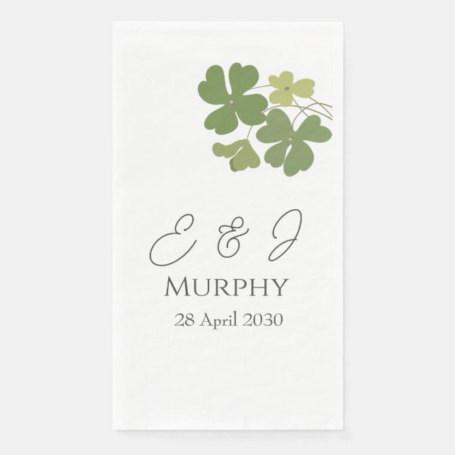 Serviette En Papier Mariage de trèfle vert irlandais moderne (Devant)