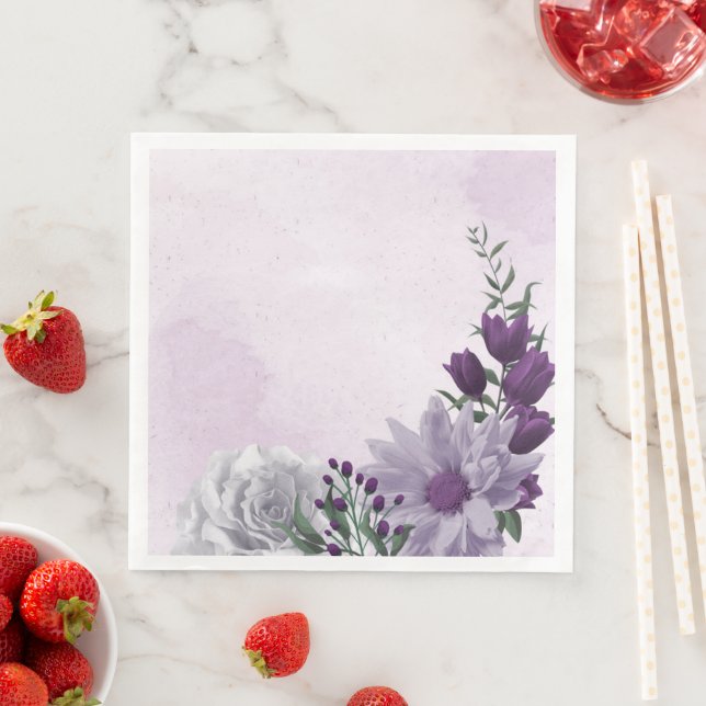 Serviette En Papier mariage de verdure fleurie violette et blanche (En situation)
