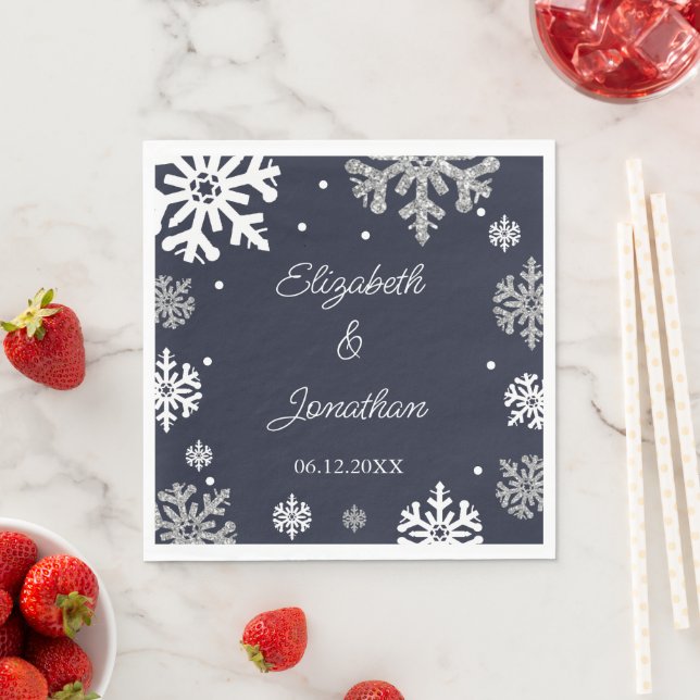 Serviette En Papier Marine Blue Snowflakes Mariage d'hiver (En situation)