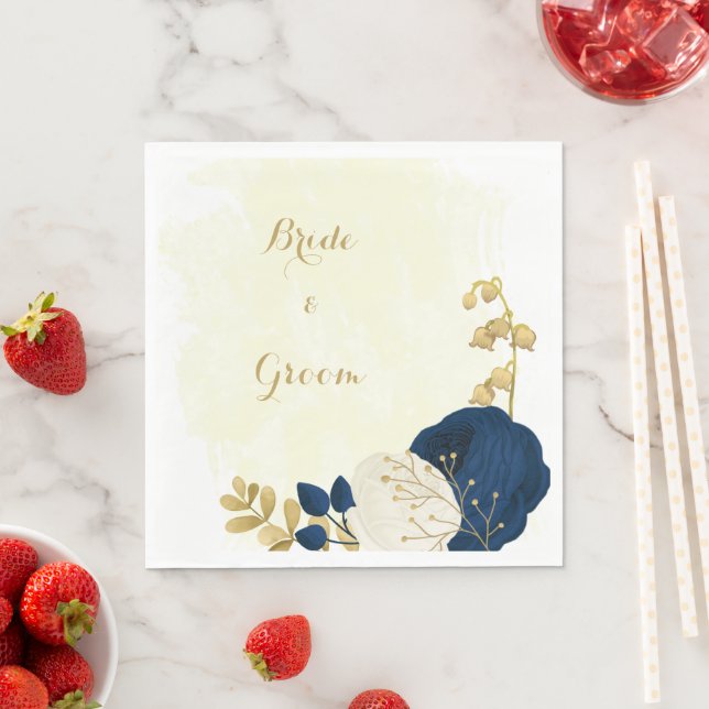 Serviette En Papier Marine romantique & fleurs blanches or mariage (En situation)