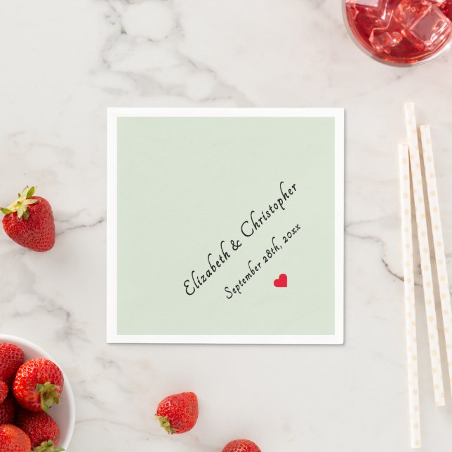 Serviette En Papier Monogram Light Sage Green Wedding Party Cocktail (En situation)