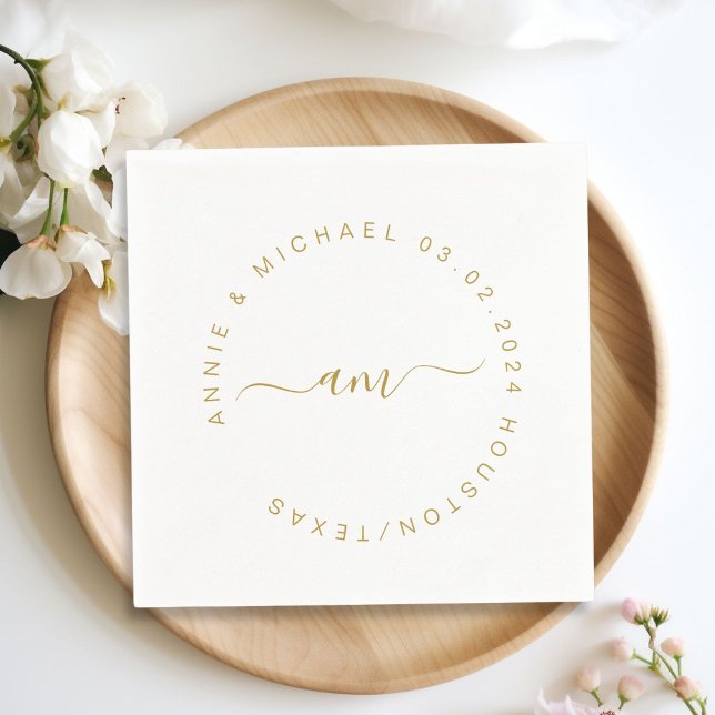 Serviette En Papier Monogramme, Moderne, Mariage minimal (Monogram, modern, minimal, white wedding napkin. Personalized with your name and date.)