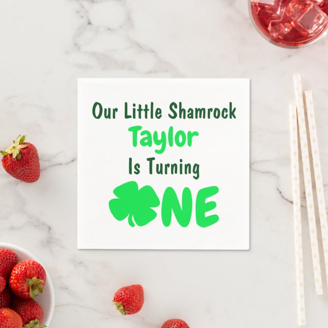 Serviette En Papier Petit Shamrock 1er anniversaire (En situation)