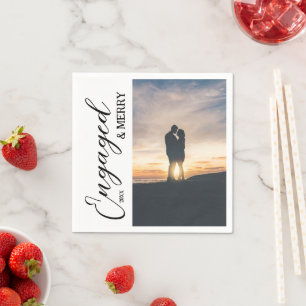 Serviette En Papier Photo de couple fiancé et joyeux