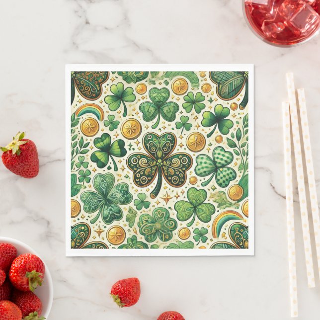 Serviette En Papier Shamrock de la Saint-Patrick Motif (En situation)