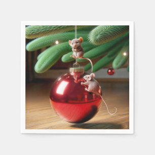 Serviette En Papier Souris espiègles sur un ornement de Noël