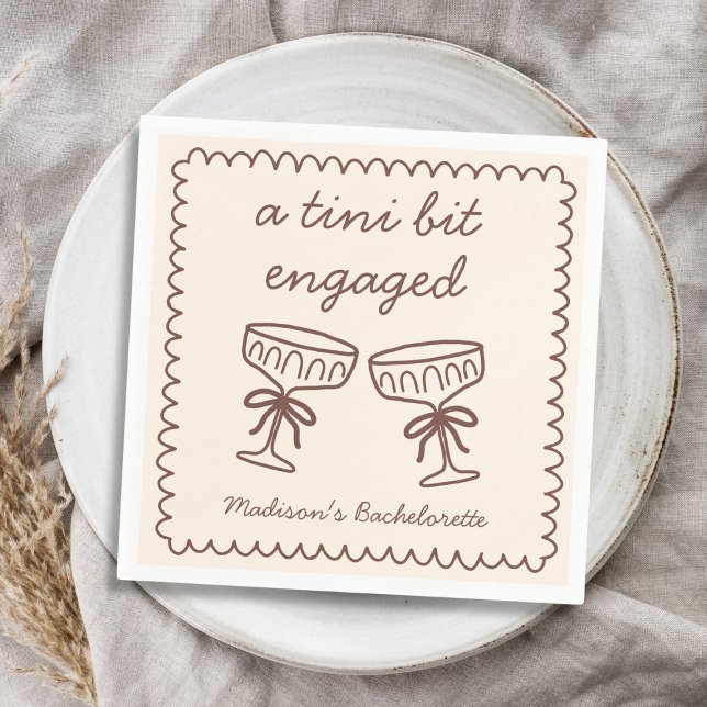 Serviette En Papier Un Tini Bit Engagé Espresso Martini Bachelorette (A Tini Bit Engaged Espresso Martini Bachelorette Napkins)