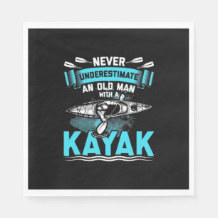 Serviette En Papier Un Vieux Homme Avec Un Kayak