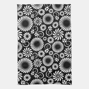 Serviette florale noire et blanche