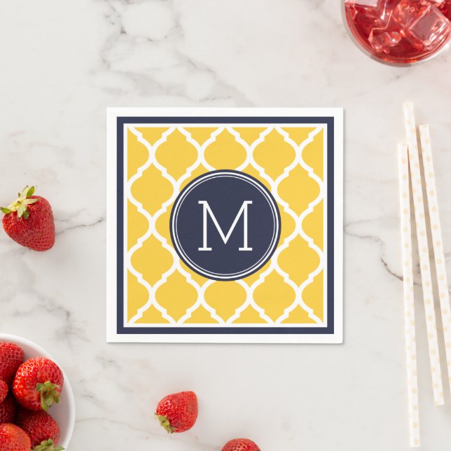 Serviette Jetable Monogramme Mariage de Quatrefoil bleu et jaune de  (En situation)