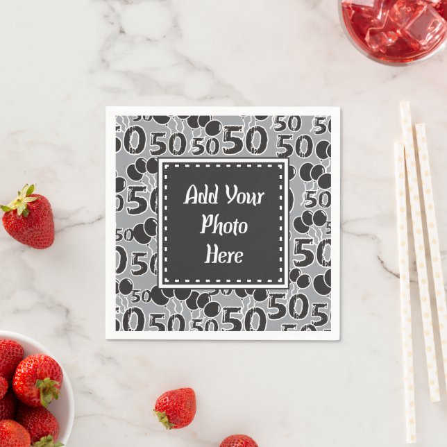 Serviette Jetable Photo personnalisée 50e Anniversaire Papier servie (En situation)