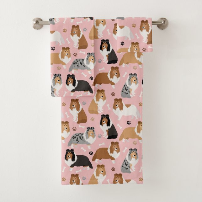 Serviettes de bain avec os et pattes (En situation)
