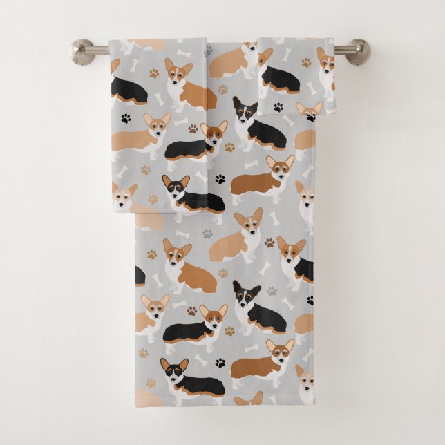 Serviettes de bain Corgi Dog Paws et os (En situation)