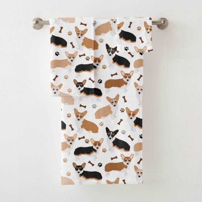 Serviettes de bain Corgi Dog Paws et os (En situation)