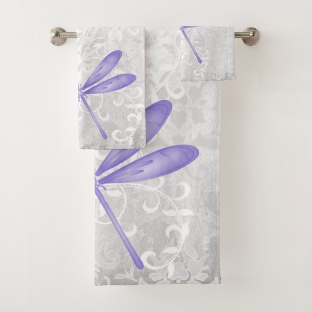 Serviettes de bain personnalisées de libellules vi (En situation)