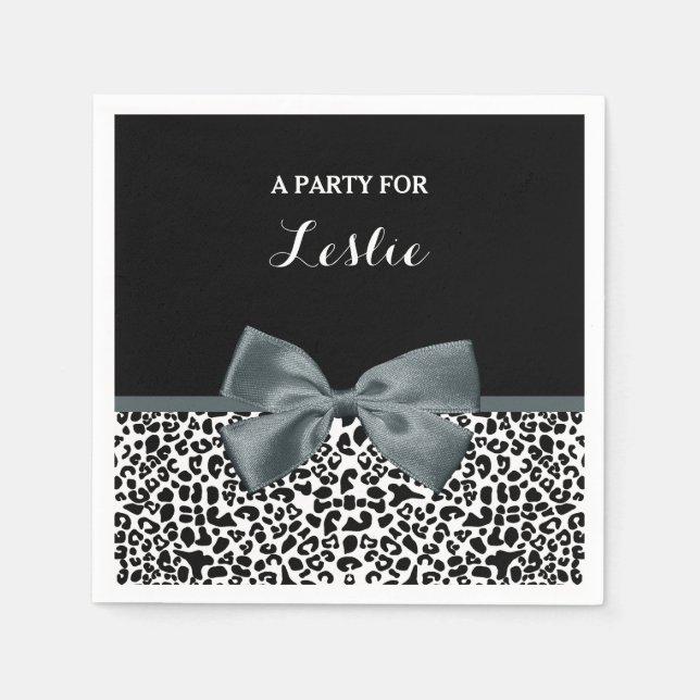Serviettes En Papier Bow gris Empreinte de léopard sophistiqué avec nom (Devant)