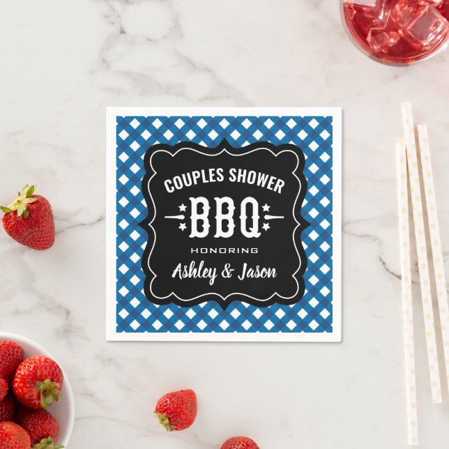 Serviettes En Papier Fête de Couple BBQ Gingham Bleu Rustique (En situation)