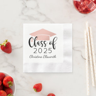 Serviettes En Papier Rose de script moderne Gold 2024 Graduation person