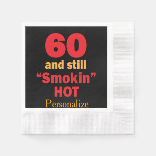 Serviettes Jetables 60 et toujours anniversaire chaud de Smokin