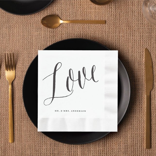 Serviettes Jetables Mariage de calligraphie Love Chic Black Script (LOVE Trendy Chic Black Script Calligraphy Wedding Paper Napkins @ fatfatin_blue_knot)