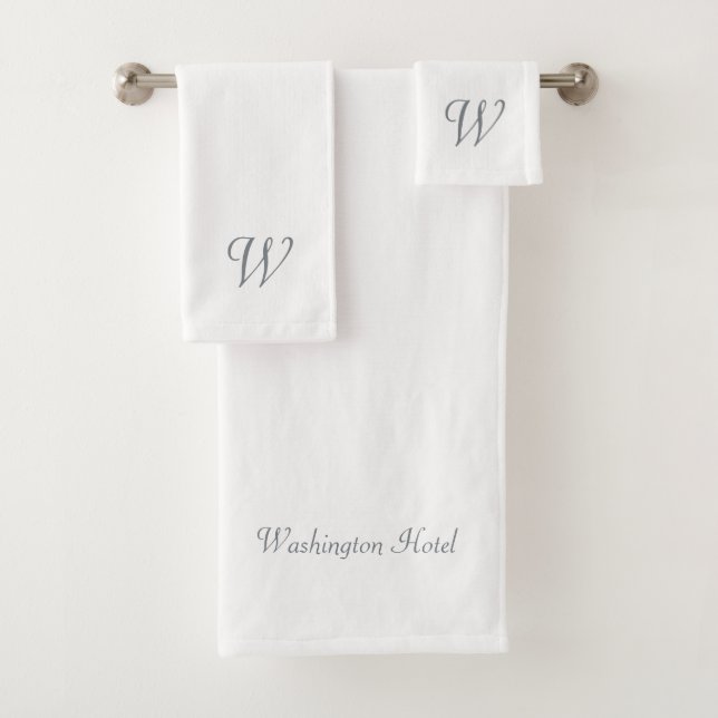 Serviettes Monogrammes Gris Personnalisées (En situation)