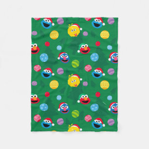 Sesame Street Christmas Tree Pattern Fleecedecke