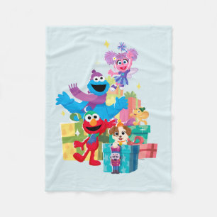 Sesame Street Pals and Presents Fleecedecke