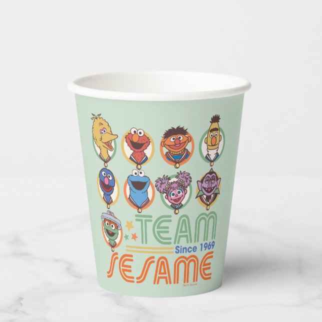 Sesamstraße | Team Sesame Seit 1969 Pappbecher (Vorderseite)