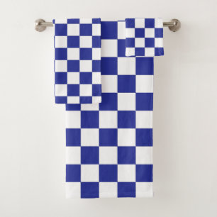 Set aus blau-weißem Bademantel