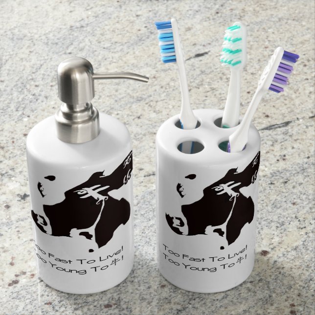 SET DE SALLE DE BAIN モノクロ牛　歯ブラシホルダー＆シャンプーボトル (devant)
