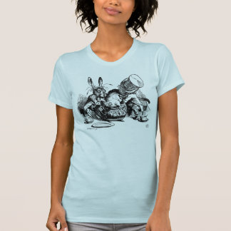 Setzen Sie den Dormouse in die Teekanne T-Shirt