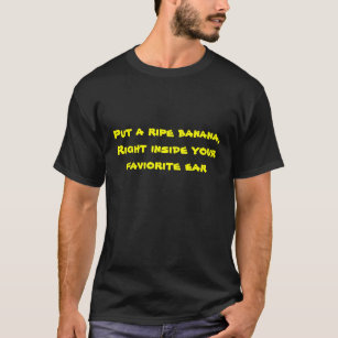 Setzen Sie eine Banane in Ihr Ohr ein T-Shirt