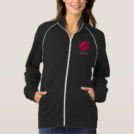 Setzen Sie Ihren Lippenstift an und drängen Sie Hoodie