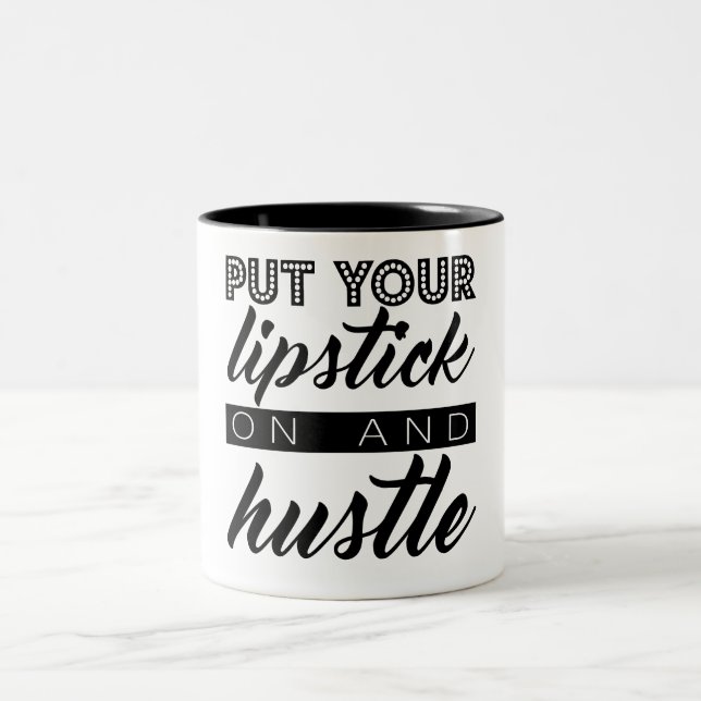 Setzen Sie Ihren Lippenstift an und drängen Sie Zweifarbige Tasse (Mittel)