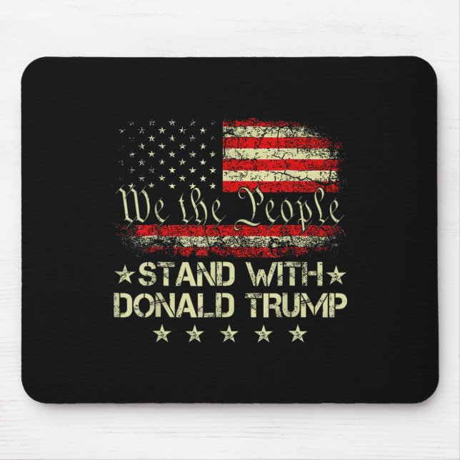 Setzen Sie sich mit Donald Trump 2024-Unterstützun Mousepad (Vorne)